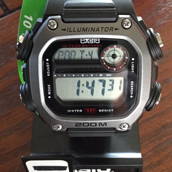 Casio Watch NWT - Picture 3 of 3